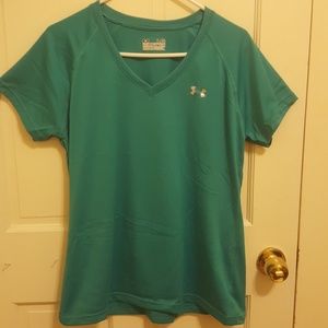 Under Armour Semi Fitted Workout Tee